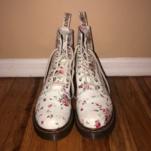 Dr Marten Boots